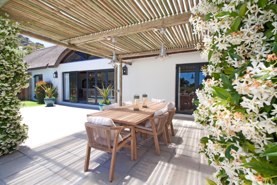 To Let 5 Bedroom Property for Rent in Crofters Valley Western Cape